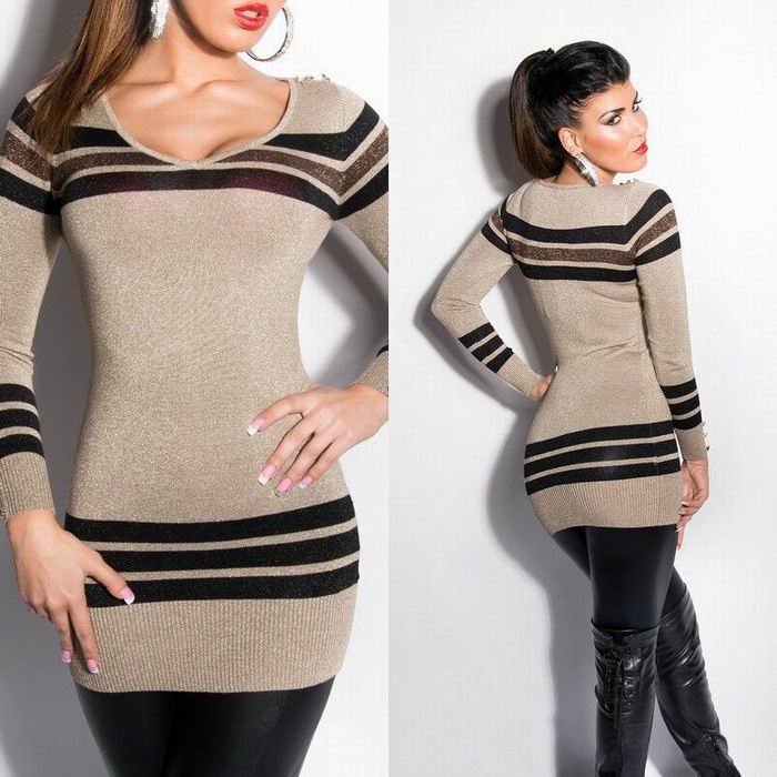 Delicious long knit sweater with slim fit